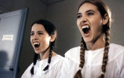 Les deux orphelines vampires